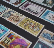 Cómo despegar sellos de correos
